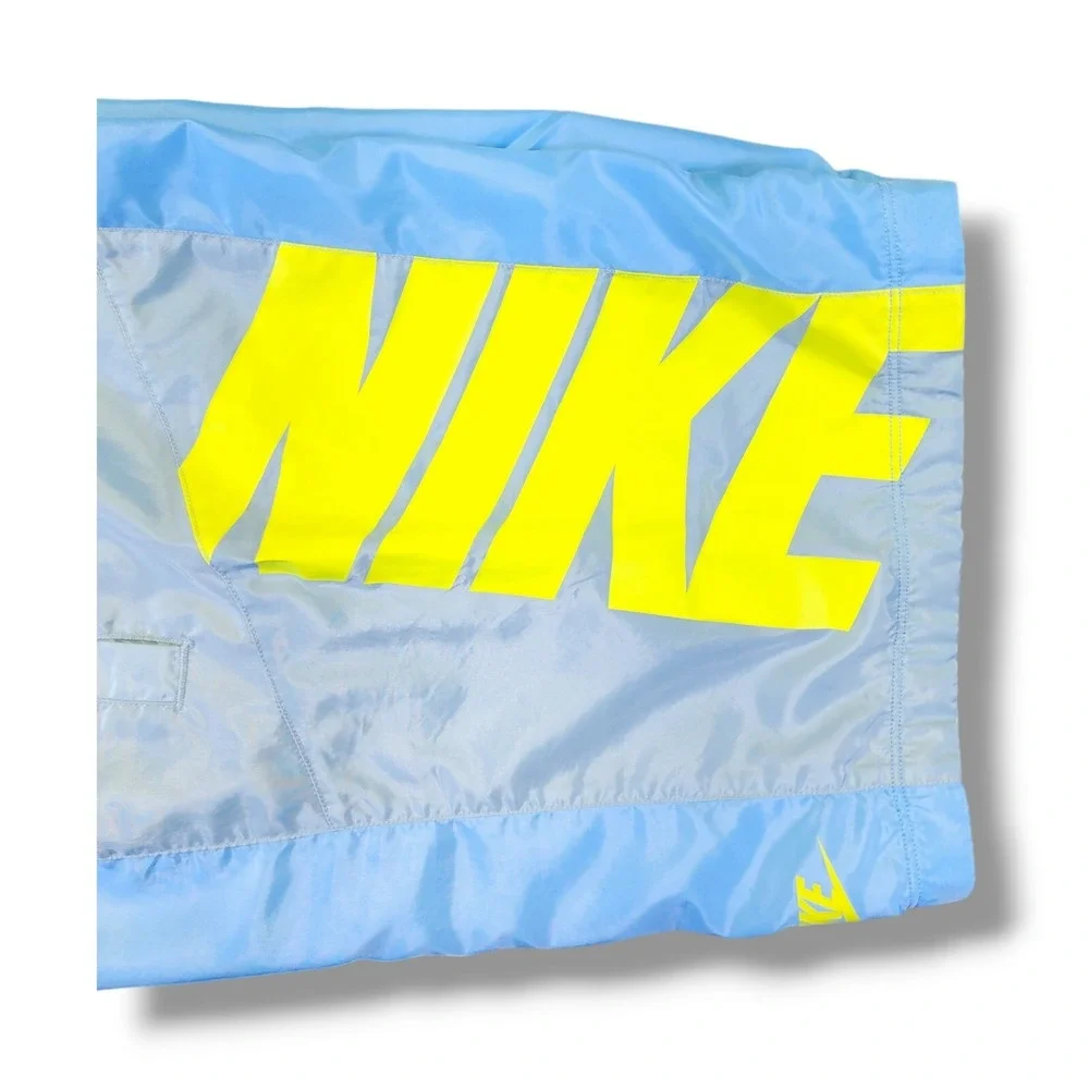 Nike Athletic Sportswear 2 Tone Light Blue Neon Yellow Logo Youth‎ Size L 27-28
